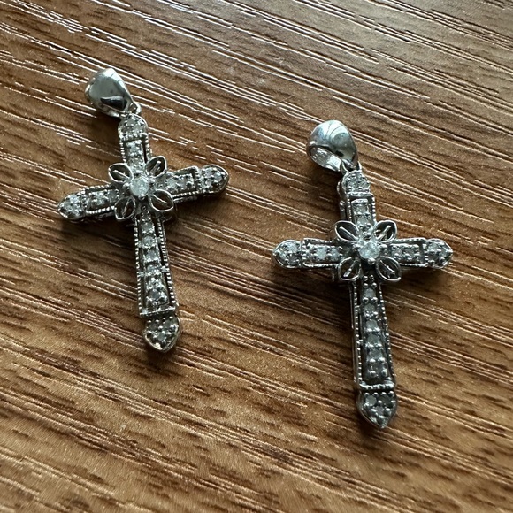 Diamond Silver Cross - Picture 10 of 10